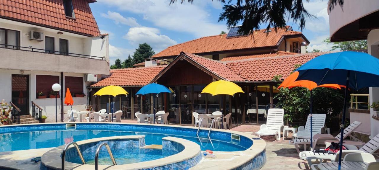 Family Hotel Saint Peter Saints Constantine and Helena Esterno foto