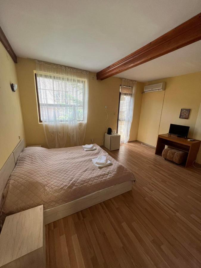 Family Hotel Saint Peter Saints Constantine and Helena Esterno foto