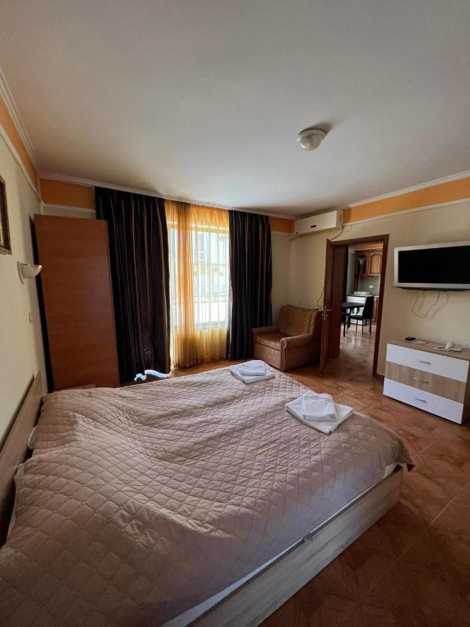 Family Hotel Saint Peter Saints Constantine and Helena Esterno foto