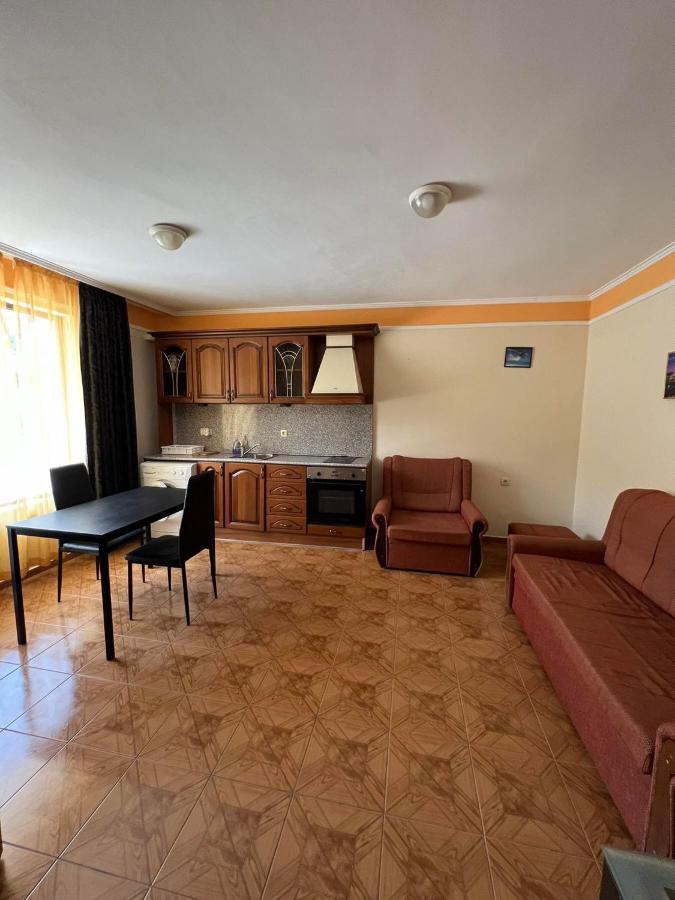 Family Hotel Saint Peter Saints Constantine and Helena Esterno foto